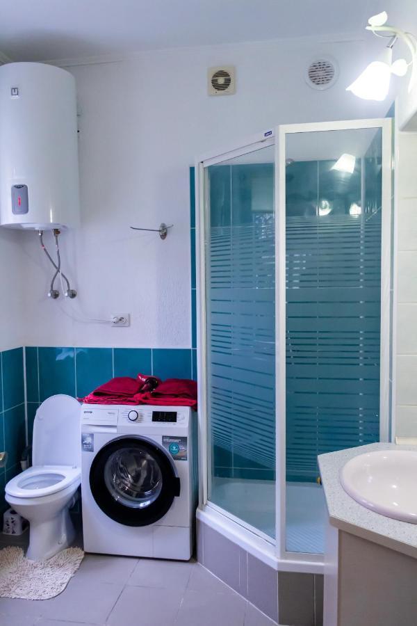 Berlin Apartment Lviv Exteriör bild