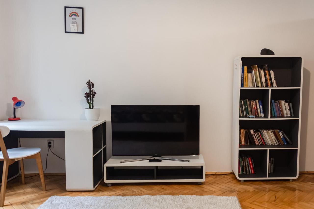 Berlin Apartment Lviv Exteriör bild