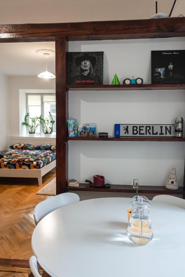 Berlin Apartment Lviv Exteriör bild